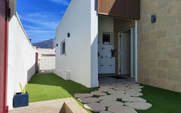 Property slide 14