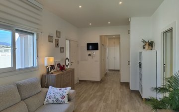 Property slide 20