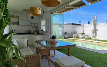 Property slide 25