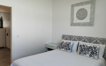Property slide 61