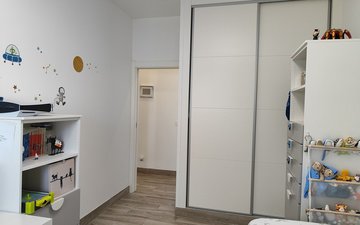 Property slide 72