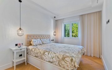 Property slide 18