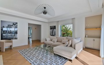 Property slide 22