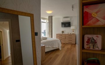 Property slide 24