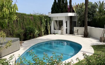 Property slide 16