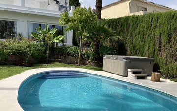 Property slide 18