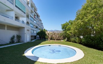 Property slide 30