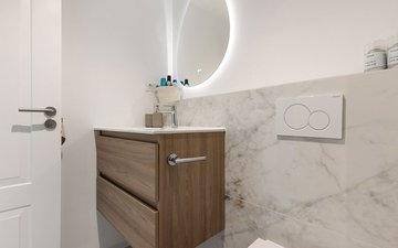 Property slide 17