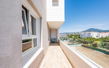 Property slide 20