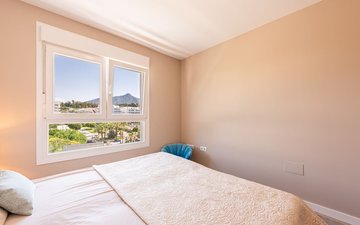 Property slide 21