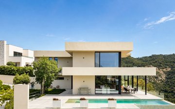 Property slide 10