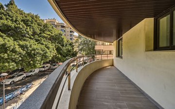Property slide 18