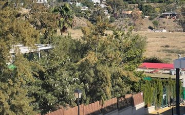 Property slide 12