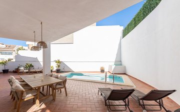Property slide 18