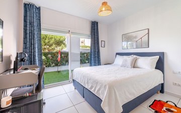 Property slide 33