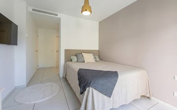 Property slide 35