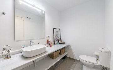 Property slide 37