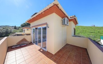 Property slide 19