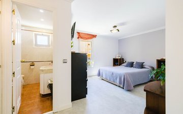 Property slide 14