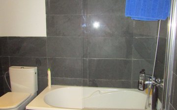 Property slide 32