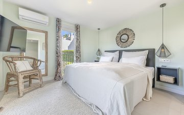 Property slide 14