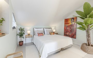 Property slide 23