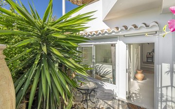 Property slide 43
