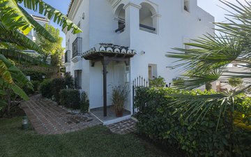 Property slide 51
