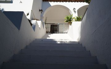 Property slide 21