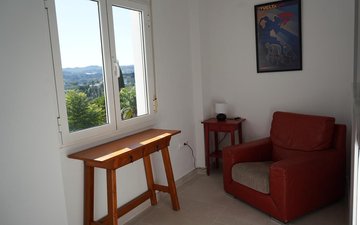Property slide 25