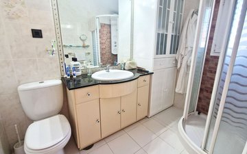 Property slide 18