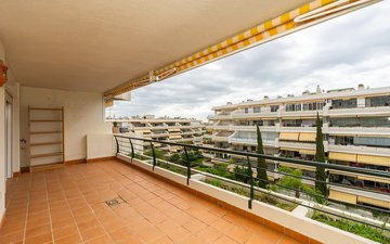 Property slide 23