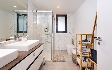 Property slide 31