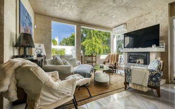 Property slide 14