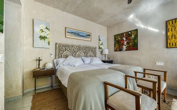 Property slide 21