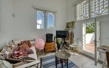 Property slide 42