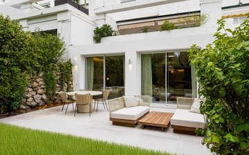 Property slide 18