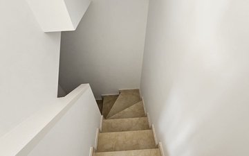 Property slide 32