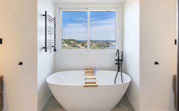 Property slide 25