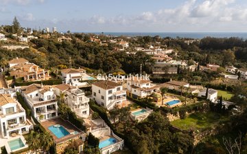 Property slide 32