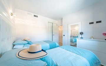 Property slide 23