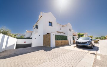 Property slide 39