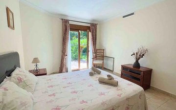 Property slide 33