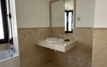 Property slide 46