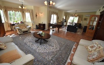 Property slide 4