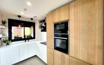 Property slide 16