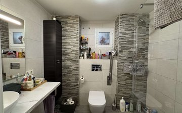 Property slide 14