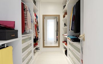 Property slide 18