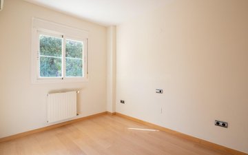 Property slide 21