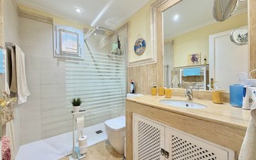 Property slide 10